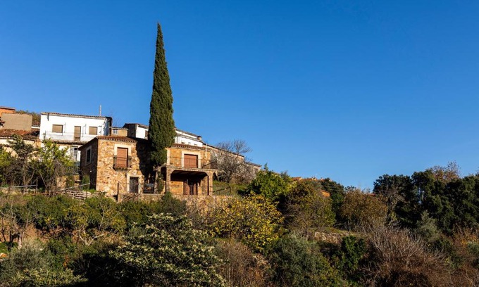 Torre de Don Miguel House | Casa Rural El Abeto