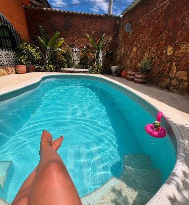 Melgar House | Casa sol en el jardin - piscina y relajacion total