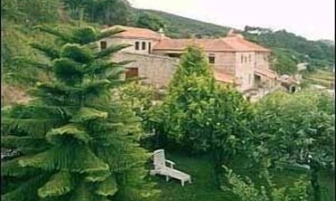 A Lama Cottage | Casa Souteleira - ideal for large groups (16-21 people)