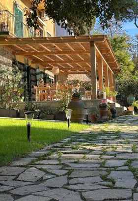 Careggi Rifredi House | Casa Stibbert Garden Retreat