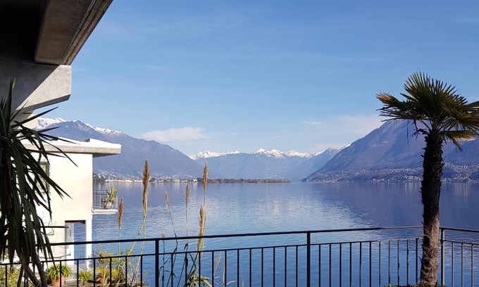 Porto Ronco Apartment | Casa sul lago