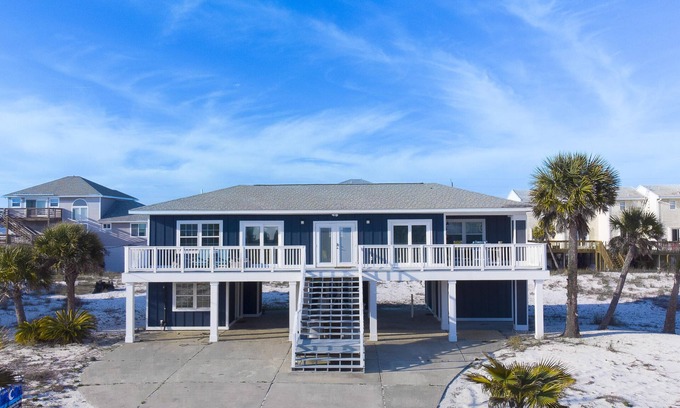 Navarre Beach House | Casa Tango-Gulf beach view, pup friendly home
