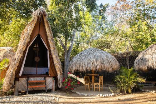 Santa Maria Tonameca House | Casa Teepee