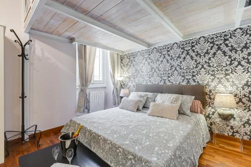 Rione IV Campo Marzio Apartment | Casa Tiffany Piazza di Spagna