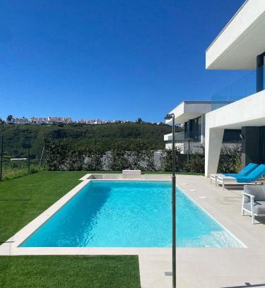 Castillo de Sabinillas Villa | Casa Tintos Manilva
