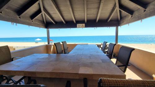 Benito Juarez House | Casa Tortuga Beachfront Las Palmas Mirador beach