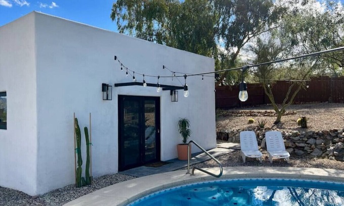 Tucson House | Casa Tui: Sabino Canyon! Cyclists! Gym+Pool+Views!