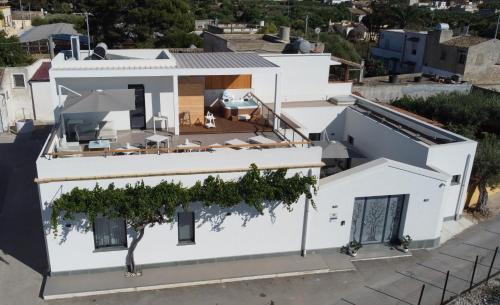 Marsala House | Casa Umeli