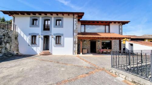 Parres Municipality House | Casa Vacacional Maruja
