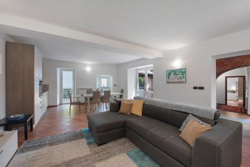 Rocca Grimalda Apartment | Casa Vacanza Tra Vigneti E Mura