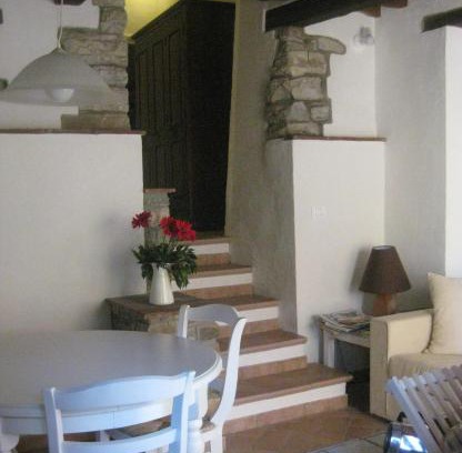 Sassetta House | Casa Vacanze del Borgo