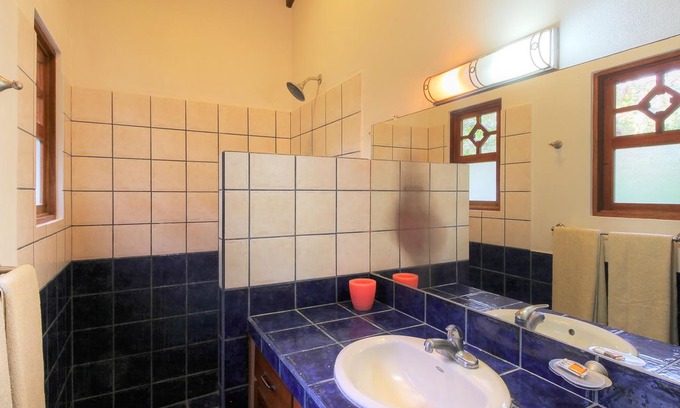 Nosara House | Casa Verde - ideally located home away from home