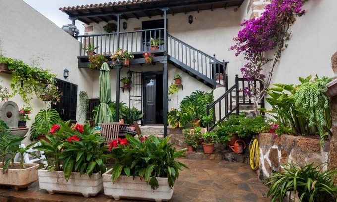 Valle de San Lorenzo House | Casa Vista Serena Sum