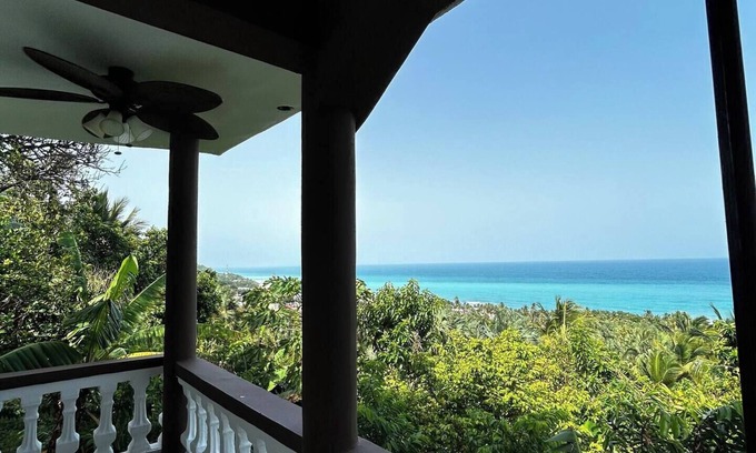 Los Patos House | Casa Vista Mar - 5 Minute Drive to Los Patos 4x4/All Terrain Vehicle Recommended