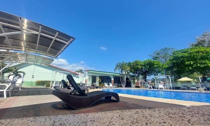 Jaco House | Casa Yorba