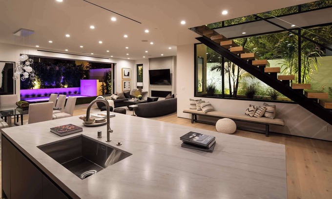La Brea House | Casa Zenithia by Oraklus