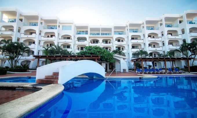 Rincon de Guayabitos Resort | Casablanca Resort