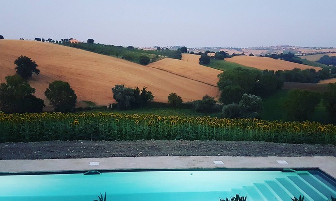 Ostra Vetere Bed & Breakfast | CasaVostra - Ambience Suites