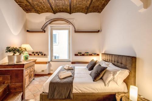 Rione VIII Sant'Eustachio Apartment | Casawally