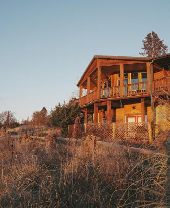 Eagle Point House | Cascade Sunset House - Crater Lake Adventures!