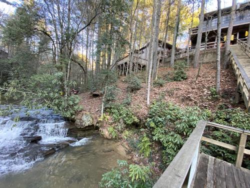 Wiley Hotel | Cascades Inn