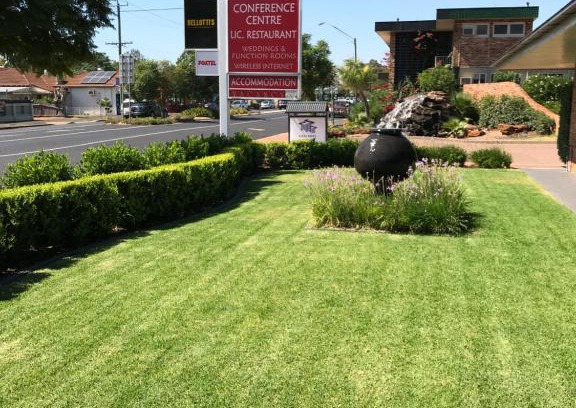 Dubbo Hotel | Cascades Motor Inn