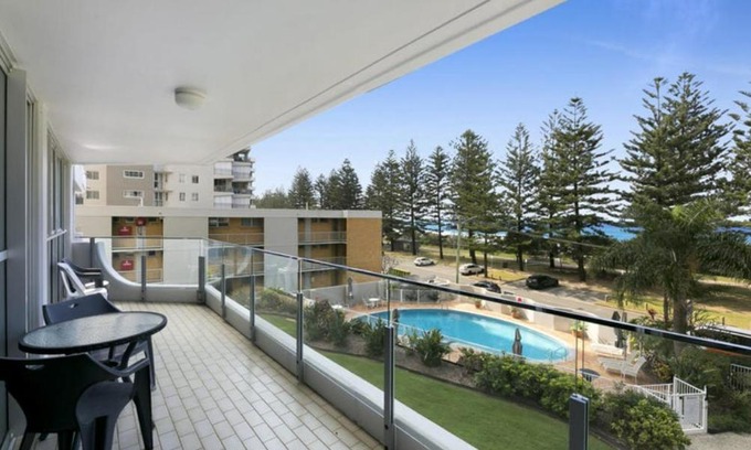 Burleigh Heads Apartment | Cashelmara Burleigh - Hosted by Burleigh Letting