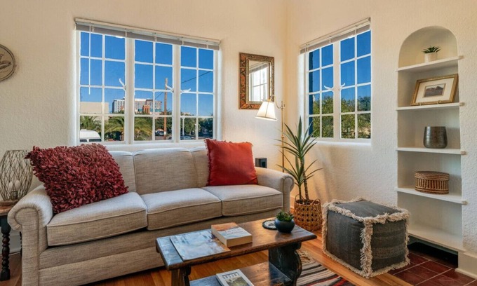West University Apartment | Casita #1 (Angie) -