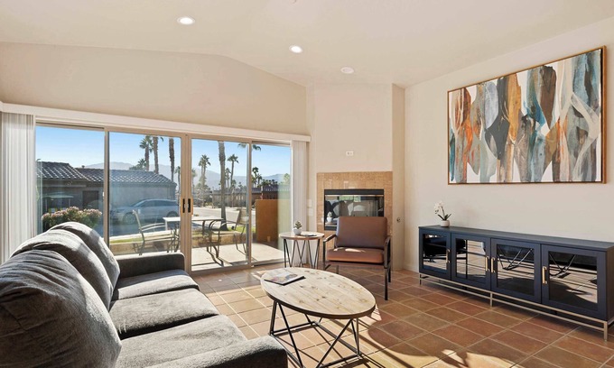 Coachella Valley Apartment | Casita 86153 – Sofa sleeper only