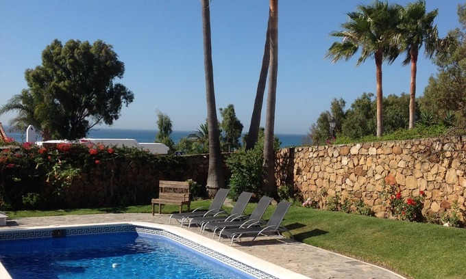 San Diego Apartment | Casita with pool and sea views near Sotogrande/Duquesa