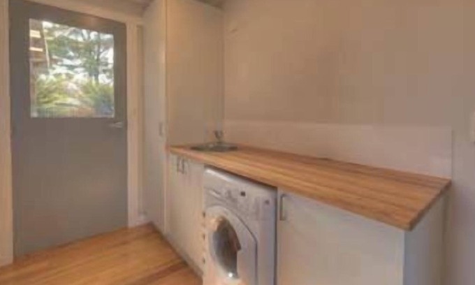 Huon Valley Cottage | Castaway Cottage, idyllic beachside cottage
