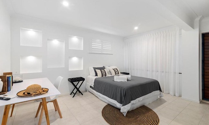 Tugun House | Castaway in Tugun
