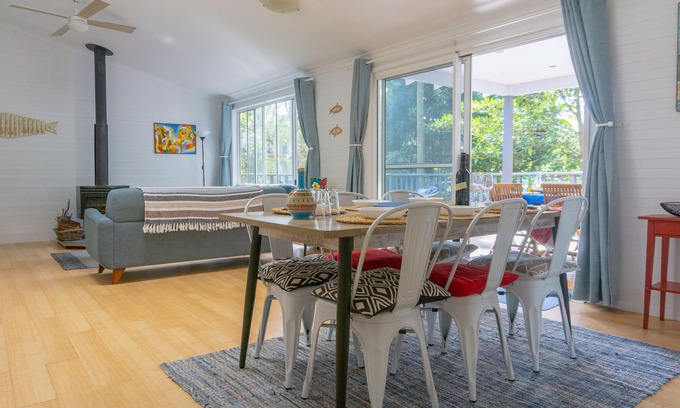 Macmasters Beach House | Castaway Macmasters Beach | Opposite beach path | Pet friendly & Fireplace