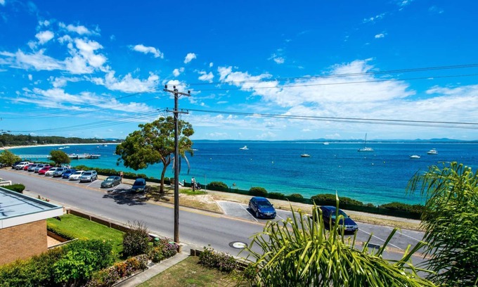 Shoal Bay Apartment | Castaways 8/17 Shoal Bay Road - The crystal clear waters of Shoal Bay