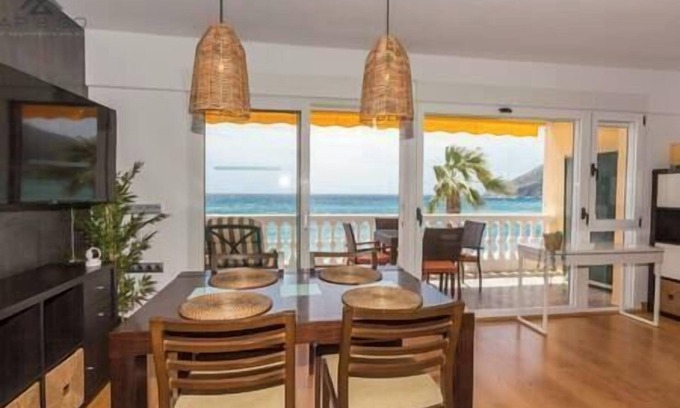 La Herradura House | Castillo Beachfront SeaViews
