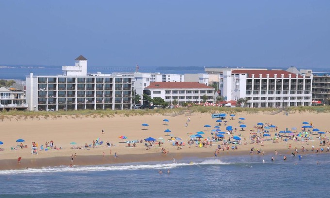 Midtown Ocean City Hotel | Castle in the Sand