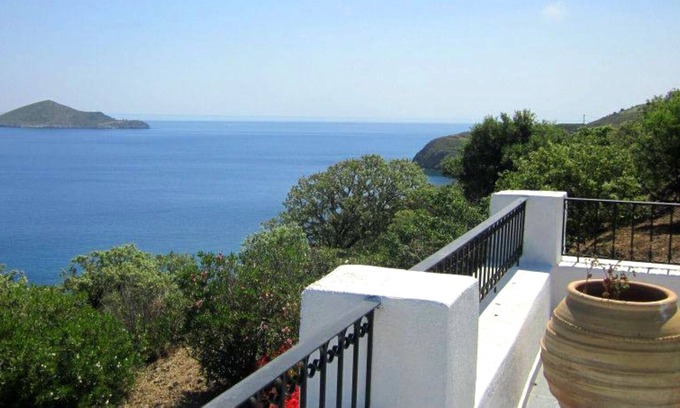 Leros House | CASTLE PIRGOS Tourkopigado Leros