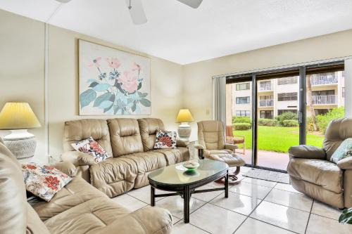 New Smyrna Beach Apartment | Castle Reef 110 - Seaside Serenade