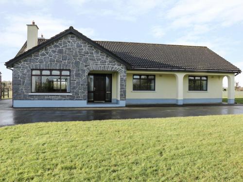 Oughterard House | Castle View