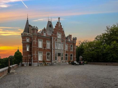 Gesves House | Castle with wellness and zipline