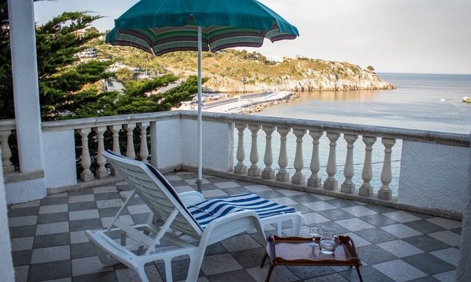 Castro Marina House | Castro: House/Villa - Castro