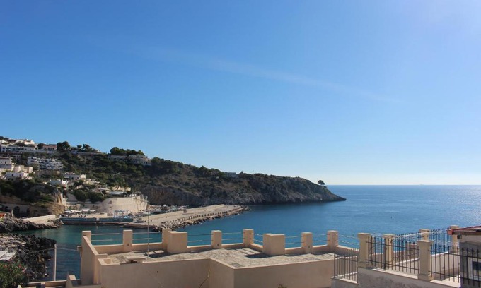 Castro Marina Apartment | Castro Marina -Casa Punta Correnti- in front of the sea