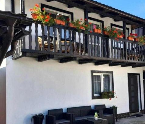 Zarnesti House | Casuța Râului