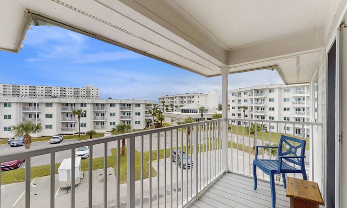 Fort Morgan Condo | Casual condo steps from the beach with AC, balcony, resort pools, & free WiFi