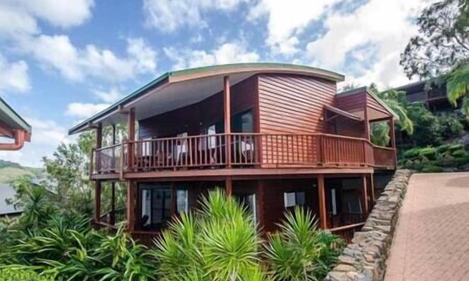 Hamilton Island Villa | Casuarina Cove 1 Hamilton Island by Hamorent