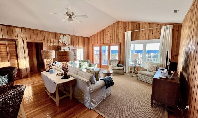 Caswell Beach House | CASWELL BEACH Oceanfront Home DOG FRIENDLY Linens/Beds Made BEACH AMENITIES n