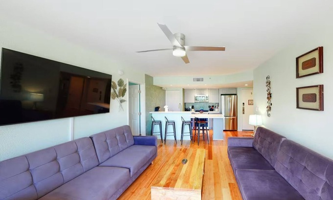 Key West Apartment | Cat Island Suite | Beautifully Renovated w/Pool!