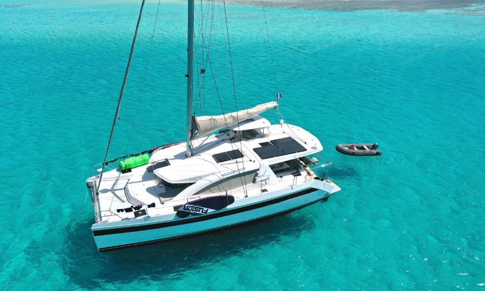Bora Bora Boat Rental | Catamaran Hello World