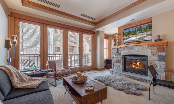 Truckee Condo | Catamount Lodge @ Northstar Village