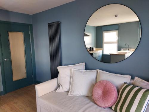 Londonderry Apartment | Cathedral Quarter Apartments